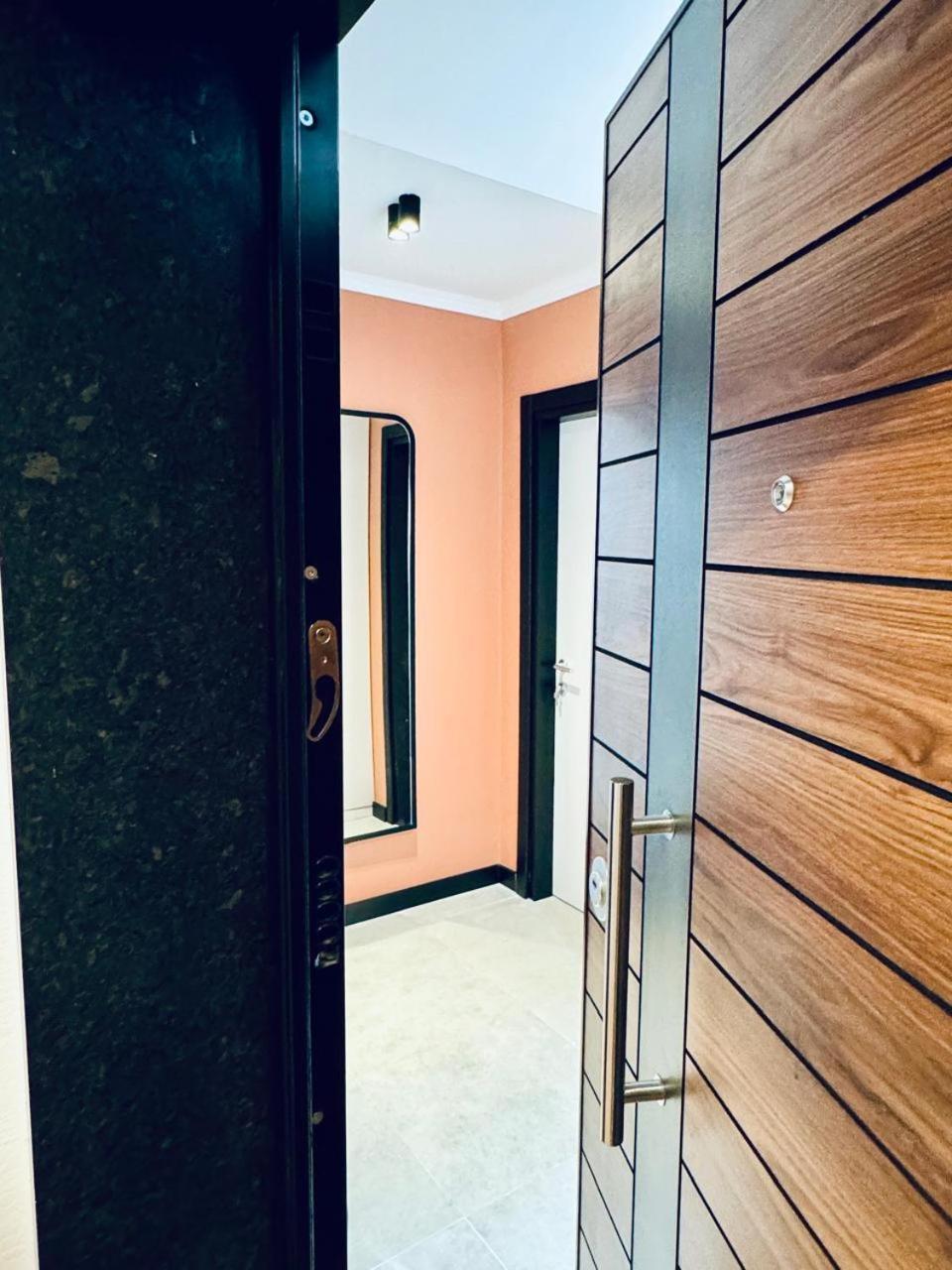 Lili'S Tirana Center Apartments ภายนอก รูปภาพ